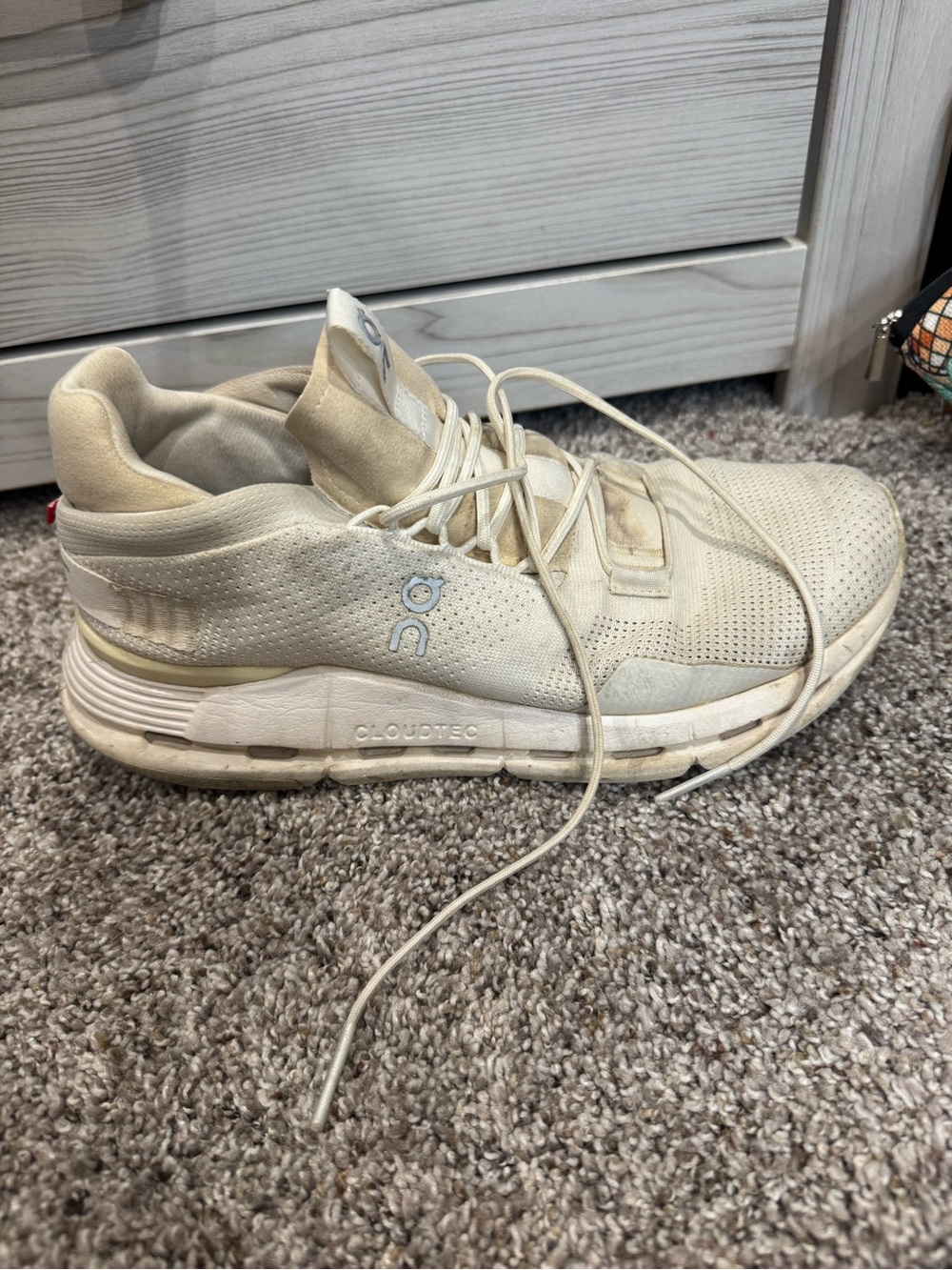On Cloud White Sneakers - Picture 9 of 9